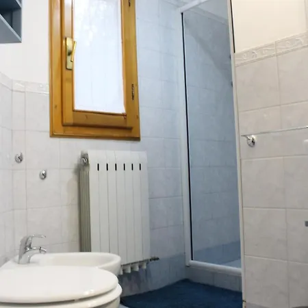 Lungarno68 Apartment *