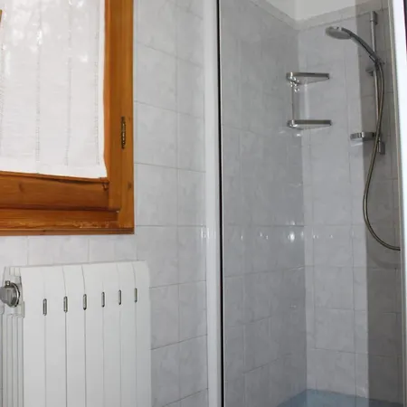 Lungarno68 Apartment *