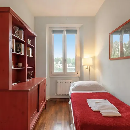 Lungarno68 Apartment